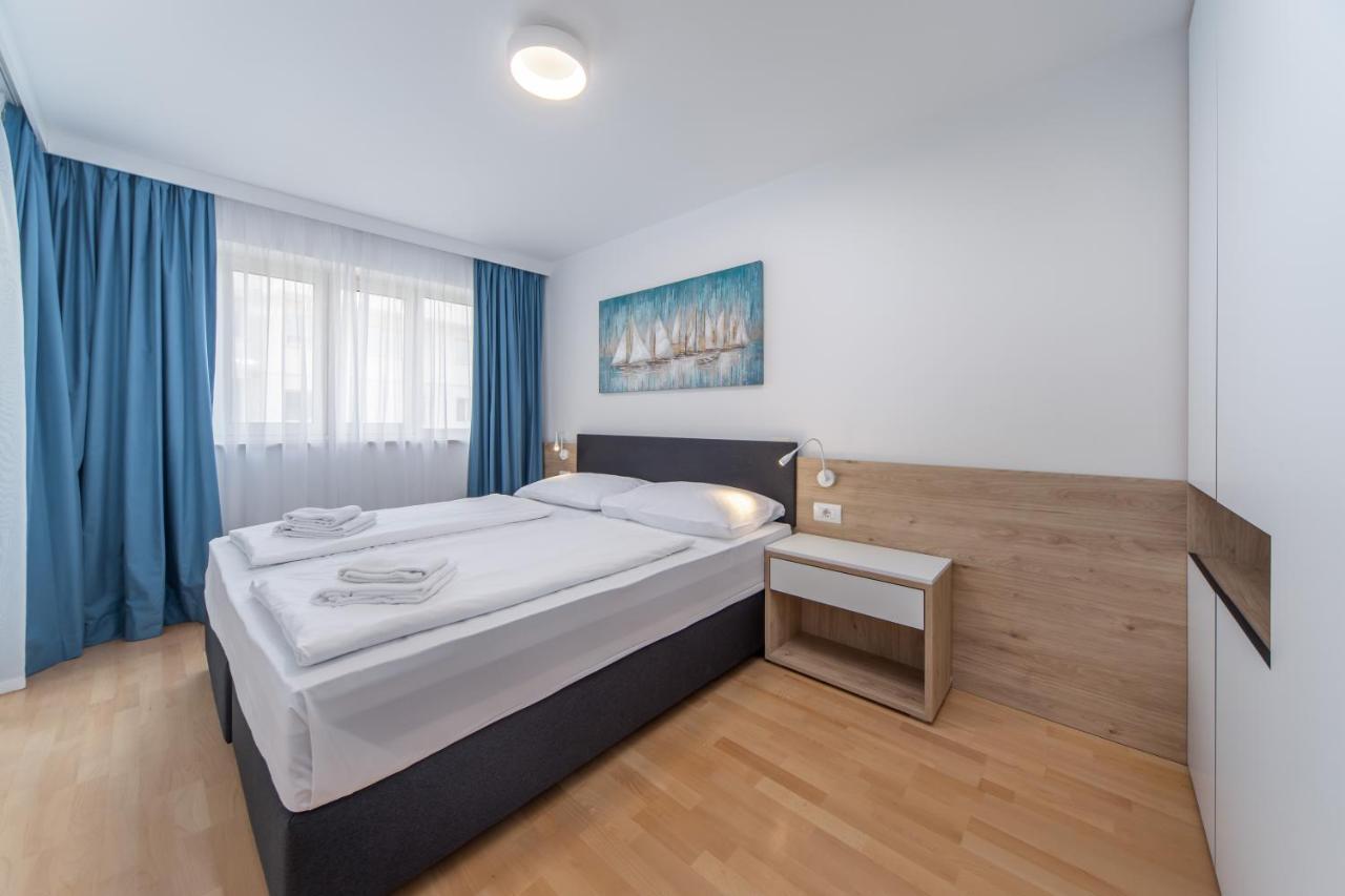 Garden Palace Resort Umag Bagian luar foto